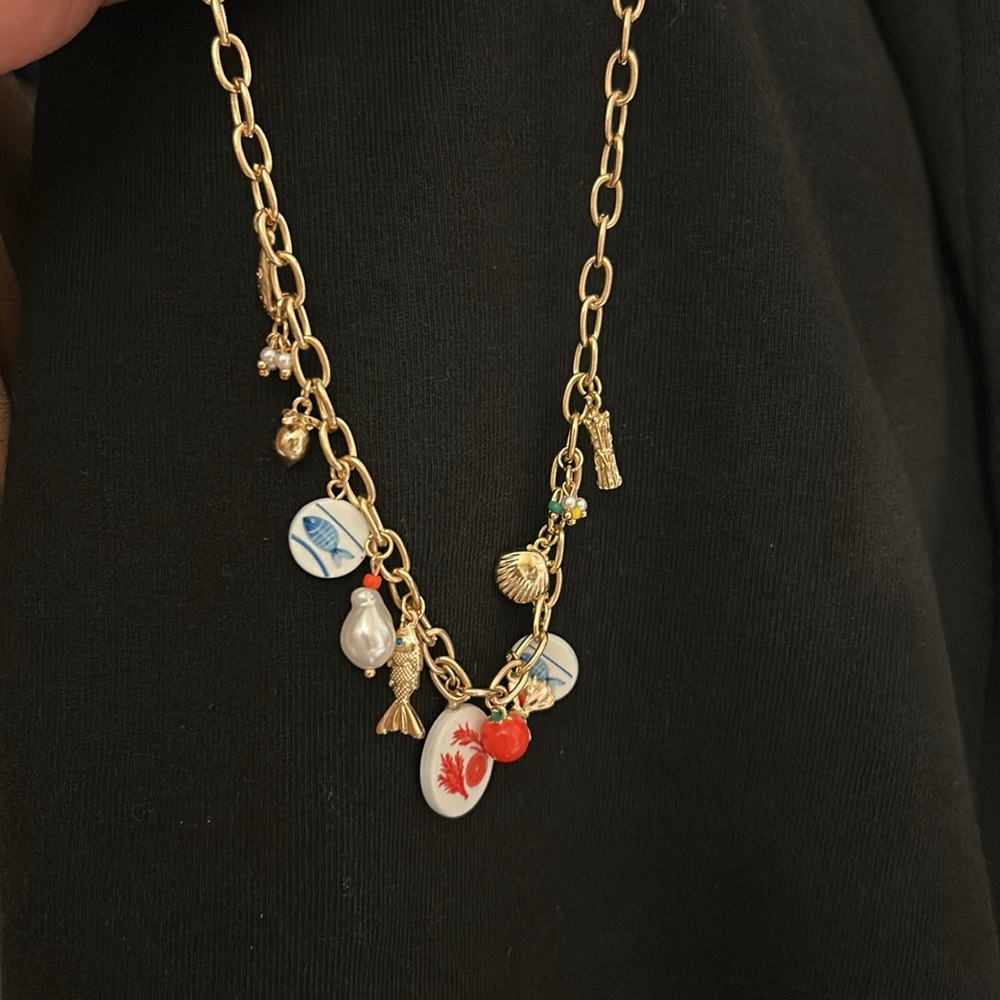 Universal thread necklace - Picture 3 of 3